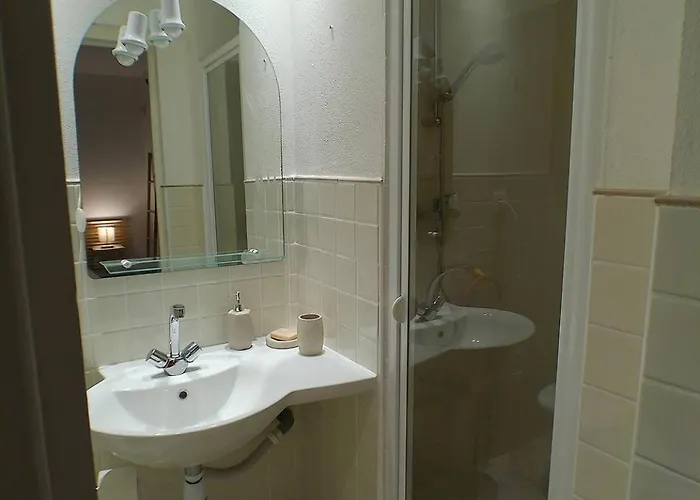 Villa Avec Piscine, A Quelques Minutes *