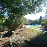 Villa Avec Piscine, A Quelques Minutes