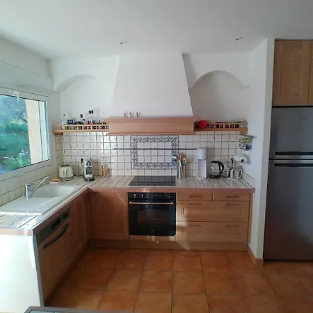 Avec Piscine, à Quelques Minutes *