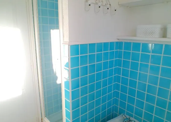 Avec Piscine, A Quelques Minutes